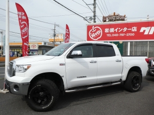 タンドラプラチナム　新車並行