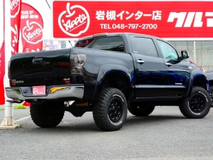 タンドラ新車並行　６インチＵＰ　20インチAW