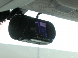 タンドラ新車並行　１オーナー　低走行
