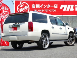 買取・下取り直販車買取直販　ＥＳＶ　パール　２６インチアルミ