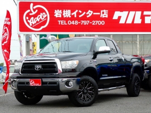 タンドラタンドラ　ダブルキャブ　BWオーバーフェンダー　４WD　KMC　20インチAW