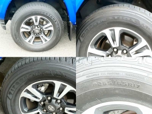 タコマ新並タコマ　ダブルキャブ　TRDスポーツ