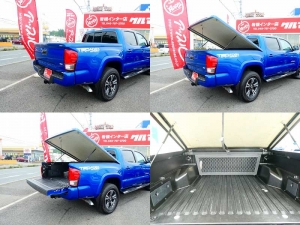 タコマ新並タコマ　ダブルキャブ　TRDスポーツ