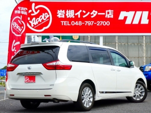 シエナ新車並行　ＬＩＭＩＴＥＤ　地デジナビ