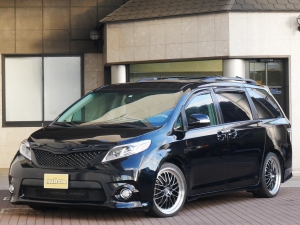 シエナ新車並行　サンルーフ