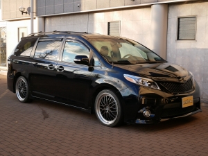 シエナ新車並行　サンルーフ