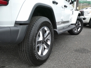 ＪＥＥＰラングラーＪＥＥＰ　Ｗｒａｎｇｌｅｒ　Ｕｎｌｉｍｉｔｅｄ　Ｓａｈａｒａ