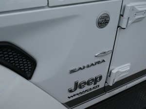 ＪＥＥＰラングラーＪＥＥＰ　Ｗｒａｎｇｌｅｒ　Ｕｎｌｉｍｉｔｅｄ　Ｓａｈａｒａ