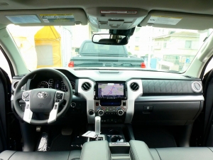 タンドラ新車　2020　タンドラ　4WD
