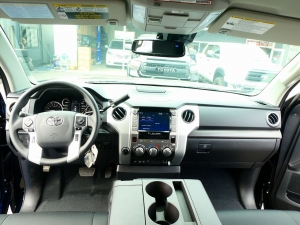 タンドラ新車　２０２０　タンドラ　４WD　　クルーマックス　ＳＲ５　ＢＫ