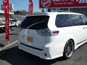 シエナ新車並行　サンルーフ　地デジナビ