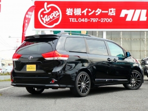 シエナ新車並行　ＸＬＥ　ベージュレザー内装