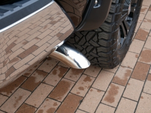 タンドラ新車並行