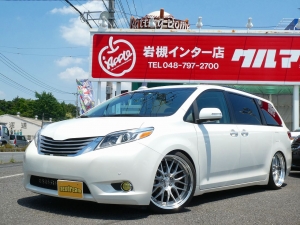 シエナ新車並行　サンルーフ　地デジナビ