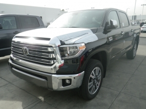 タンドラ新車　２０２1　タンドラ　４WD　　クルーマックス　ＳＲ５　