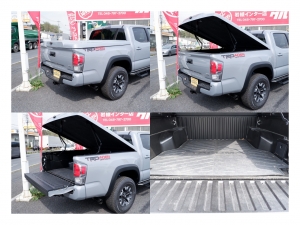 タコマ2021年　新車　セメントグレー