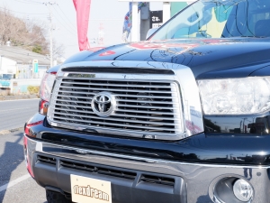 タンドラ新車並行　タンドラ　６インチＵＰ　２０インチＡＷ