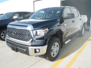 タンドラ新車　２０２1　タンドラ　４WD　　クルーマックス　ＳＲ５　