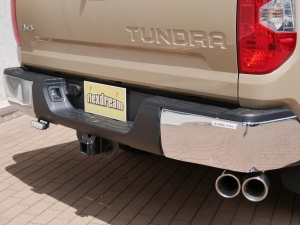 タンドラタンドラ　4WD　クルーマックス　SR5　新車並行