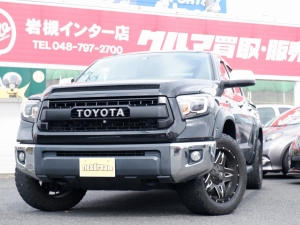タンドラクルーマックスSR5 5.7V8