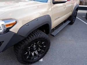 タコマタコマ　４ＷＤ　ダブルキャブ　ＴＲＤオフロード