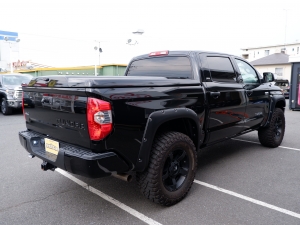 タンドラ新車並行タンドラ　4ＷＤ　クルーマックス SR5
