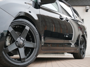 シエナ新車並行　シエナ　XLE　4WD