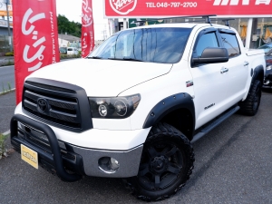 タンドラ新車並行　タンドラ　クルーマックス　リフトアップ　customコンプリート