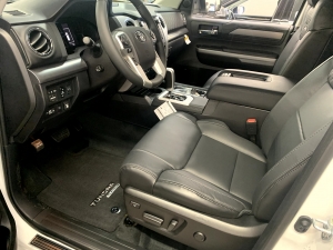 タンドラ新車　２０２1　タンドラ　４WD　　クルーマックス　