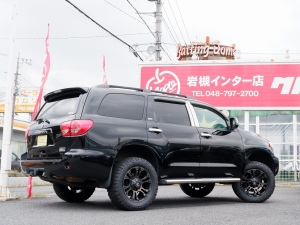 セコイア新車並行セコイア　4ＷＤ　ＳＲ５　プレミアム