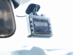 タンドラ新車並行　タンドラ　4ＷＤ　クルーマックス　SR5