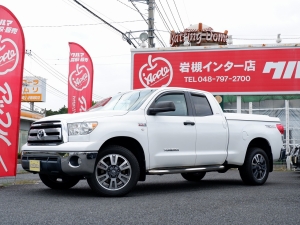 タンドラ新車並行　タンドラ　4ＷＤ　ダブルキャブ　TRDオフロード