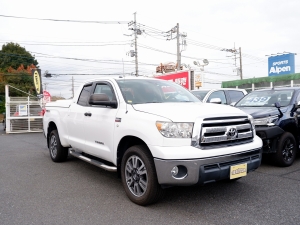 タンドラ新車並行　タンドラ　4ＷＤ　ダブルキャブ　TRDオフロード