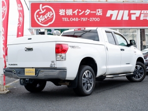 タンドラ新車並行　タンドラ　4ＷＤ　ダブルキャブ　TRDオフロード