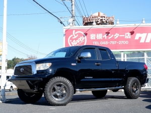 タンドラタンドラ４ＷＤ  ダブルキャブ　Ｖ８