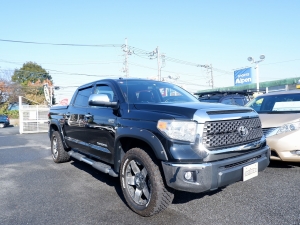 タンドラ新車並行タンドラ　4ＷＤ　ベンコラ　アメリカモデルクルーマックス　SR5