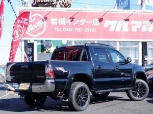 タコマ新車並行　ナビ　ブラック