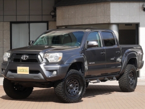 タコマタコマ　4WD　ダブルキャブ