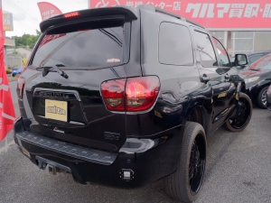 セコイア新車並行　セコイア　4WD　リミテッド