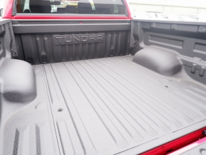 タンドラタンドラ　４ＷＤ　クルーマックス　SR5