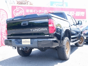 タンドラ新車並行タンドラ　4ＷＤ　クルーマックス　リミテッド