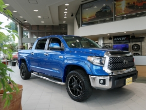 タンドラTSS付　2018タンドラ　4WDクルーマックス