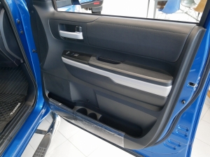 タンドラTSS付　2018タンドラ　4WDクルーマックス