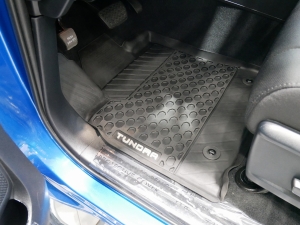 タンドラTSS付　2018タンドラ　4WDクルーマックス