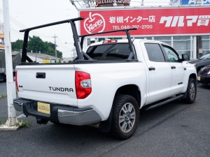 タンドラＳＲ５　クルーマックス　Ｖ８