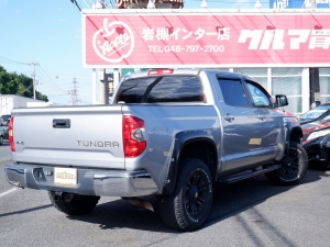 タンドラタンドラ　4ＷＤ　クルーマックス　SR5