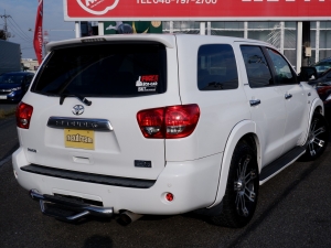 セコイア新車並行　セコイア 4WD リミテッド