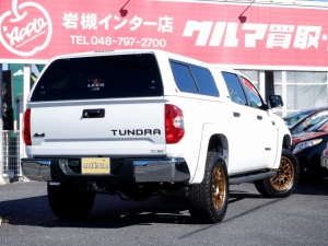タンドラ新車並行2020年モデル　1オーナー　アメリカモデル　タンドラ　４WDクルーマックス　SR5　ブラックエンブレムＰＫＧ