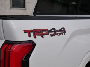 タンドラ新車　タンドラ　4WD　クルーマックス　SR5　TRDスポーツPKG