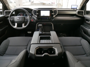 タンドラ新車　タンドラ　4WD　クルーマックス　SR5　TRDスポーツPKG
